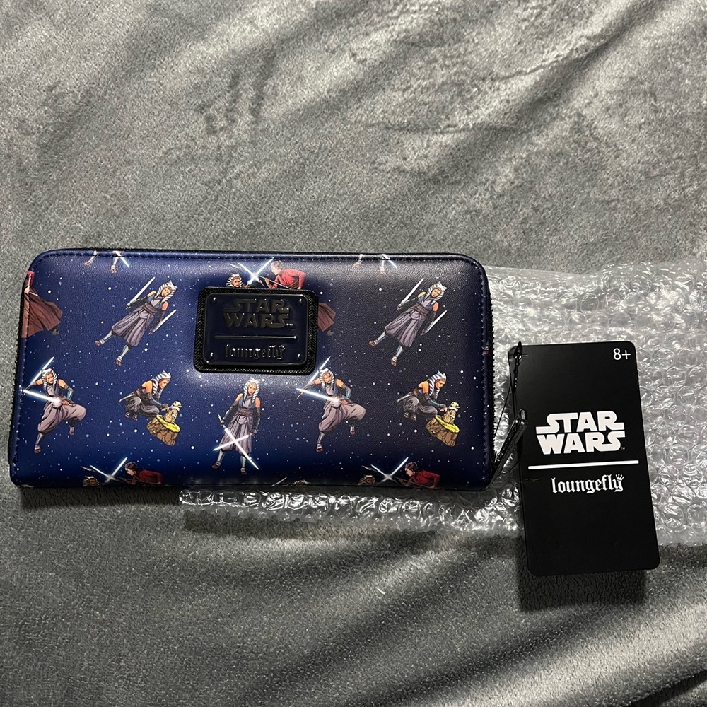 Ahsoka Tano Loungefly Wallet